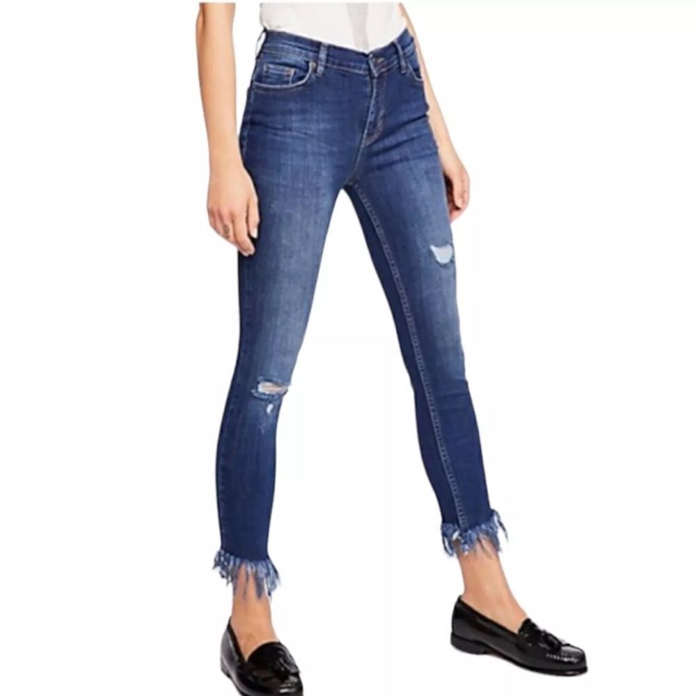 Free People Great Heights Frayed Skinny Jeans Size 30